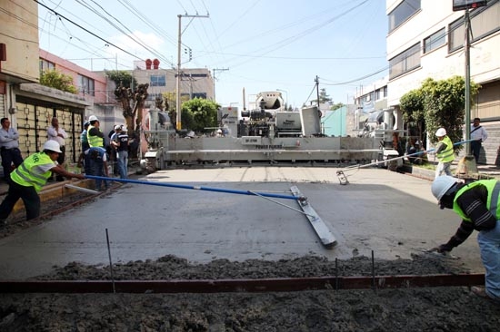 Ayuntamiento apresurará pavimentación de la 49 Poniente