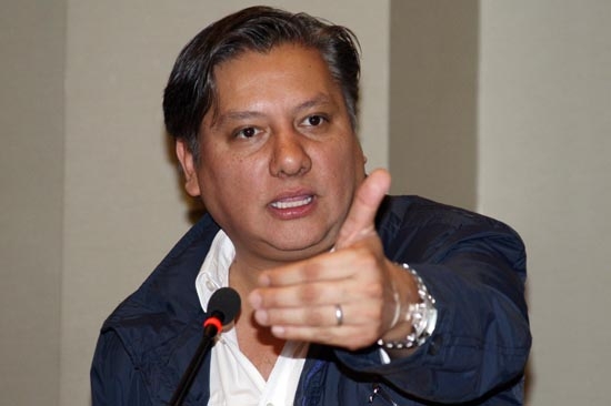 Diputados locales que se van de candidatos, deben renunciar: PRI