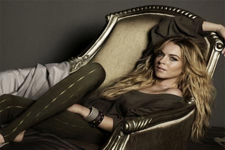 Lindsay Lohan se alquila como dama de compañía a millonarios