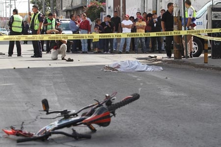 Cafre del transporte público mató a niño ciclista en la colonia Santa María