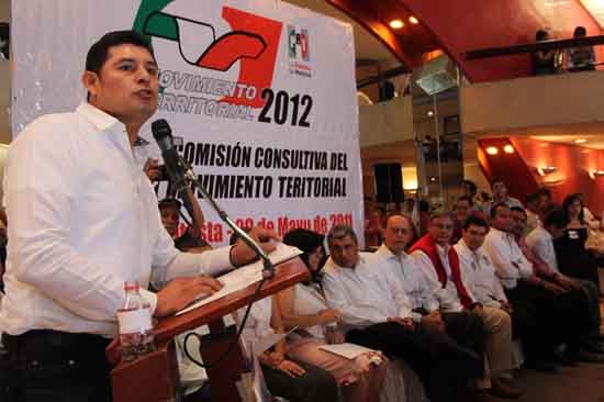 PRI: Armenta toma las riendas de Movimiento Territorial
