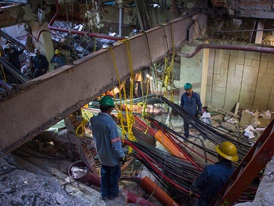 Gas metano y chispa causaron explosión en Torre de Pemex: PGR