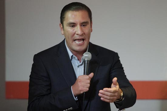 Primer discurso del gobernador