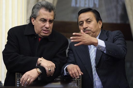 Moreno Valle consigue reformas de leyes a modo para su sexenio