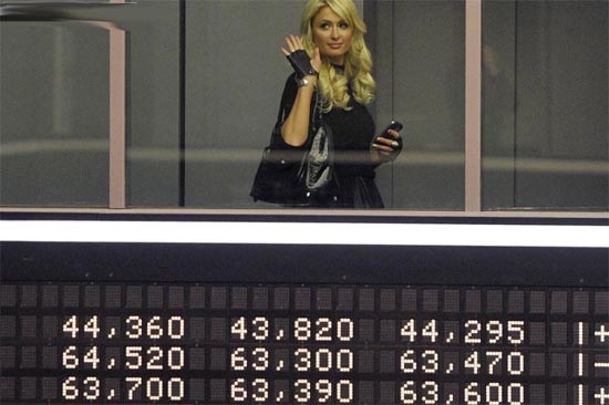 Paris Hilton en la Bolsa de Frankfurt