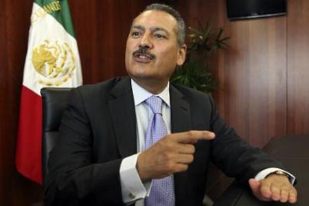 Pacto no debe ser grillete para tratar de ganar elecciones en la mesa: PRI