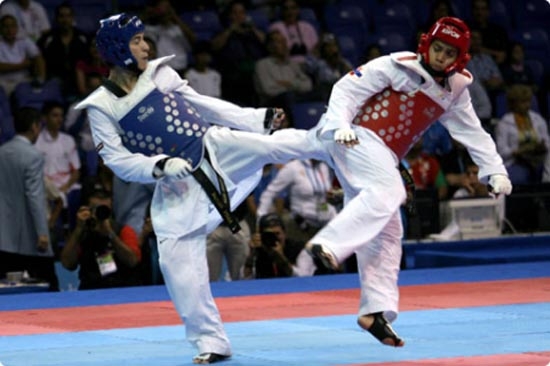 Damián Villa, taekwondoín poblano se quedó con la plata en los Panamericanos 2011