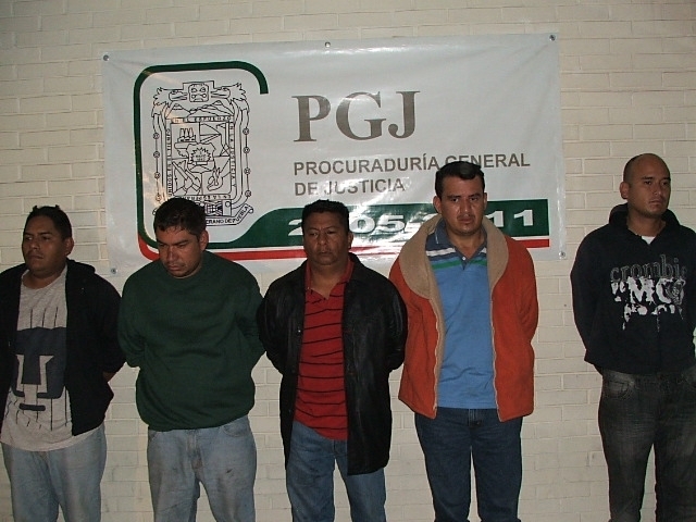 PGJ presenta a los 5 asaltantes que operaban en Puebla y Veracruz