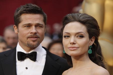 Angelin Jolie le puso el cuerno a Brad Pitt