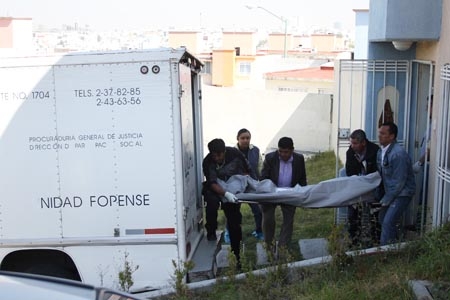 Hombre fue asesinado a puñaladas en el fraccionamiento Hacienda Santa Clara