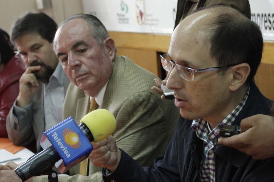 COE pide a Marín no usar crédito; el CEE solicita que se justifique el uso del dinero