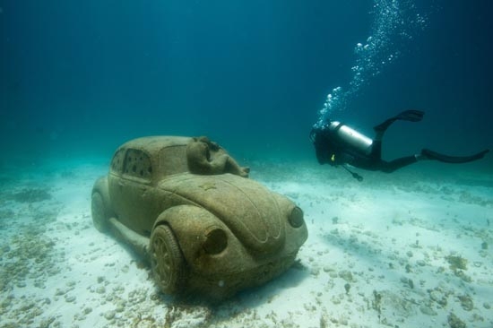 VW creará arrecife artificial con figura del Beetle en Cancún