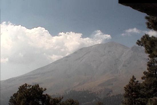 Sigue alerta amarilla por el Popocatépetl