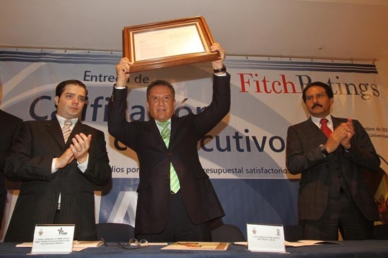 BUAP recibe certificación de Fitch Ratings por finanzas sanas