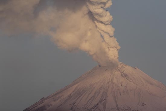 Popocatépetl baja actividad: Cenapred