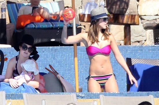 Jessica Alba, de bikini en México