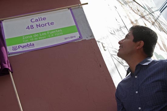 580 mil pesos pagarán por nuevas placas para calles de Puebla