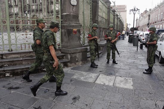 Ejército y Policía Ministerial surten de líderes a los zetas en Puebla