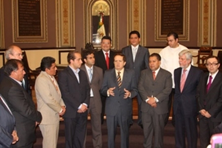 Congreso de Puebla recibe al vicepresidente segundo del Senado Español