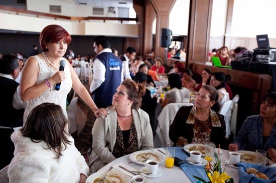 Patricia Leal, candidata suplente del PAN al Senado, se reúne con mujeres