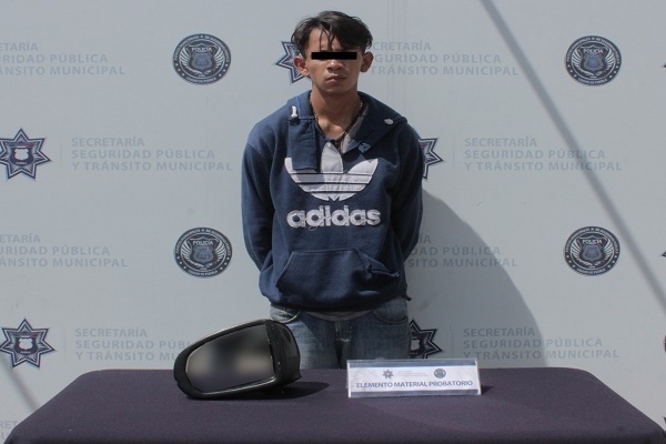 Ladrón de autopartes fue asegurado en la colonia Alseseca