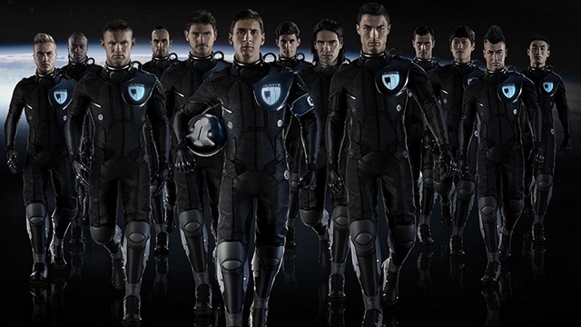 Ronaldo y Messi, juntos contra equipo alienígena