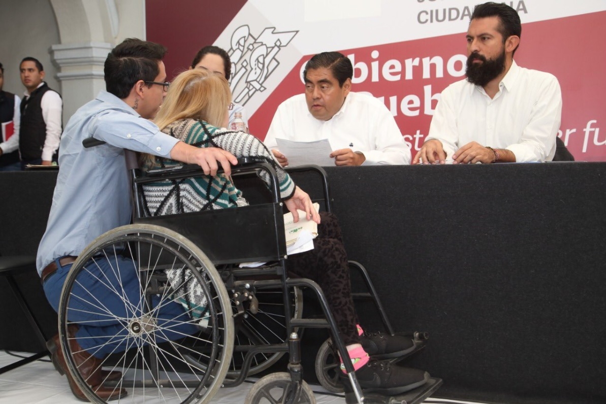Barbosa realiza la segunda Jornada de Atención Ciudadana en Casa Aguayo