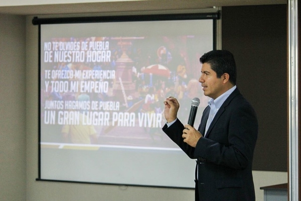 Eduardo Rivera reporta ingresos de 1.1 mdp al año en su 3de3