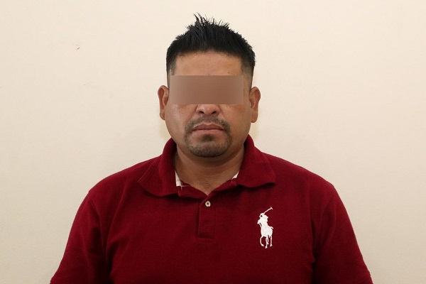 Policía detiene en Galaxia La Calera a sujeto con 48 dosis de droga