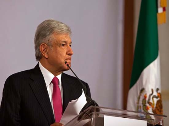 AMLO pide a Peña Nieto que renuncie antes del 1 de diciembre