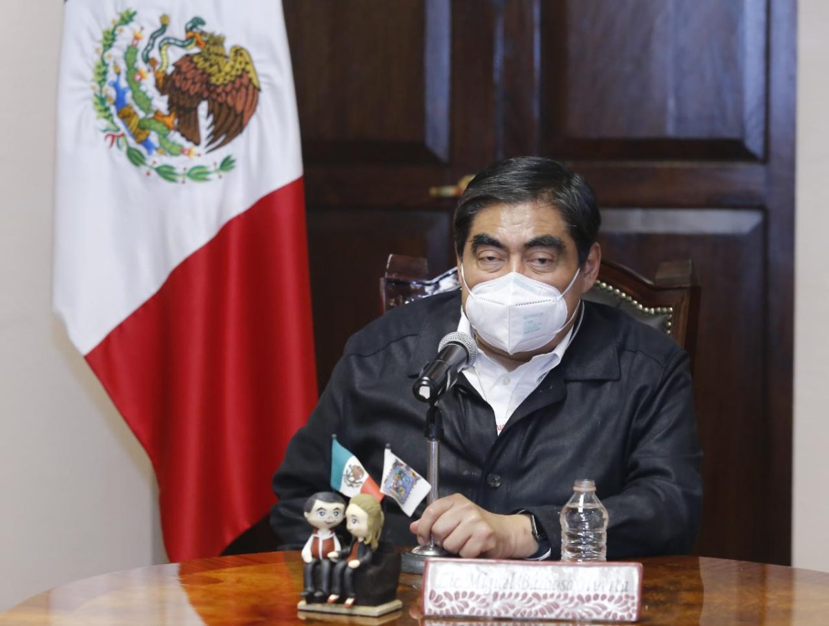 Barbosa: Que Morena publique el método por el que hizo candidata a Claudia Rivera