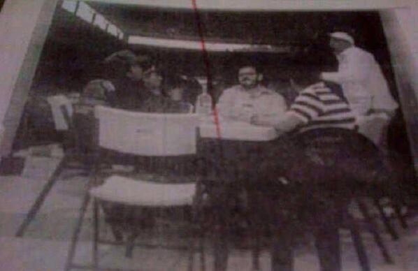 Hijo de Vallejo y la “Tuta”, juntos en foto que circula en Internet