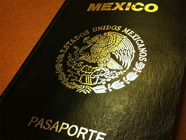 SRE cambia recomendaciones de viaje al extranjero