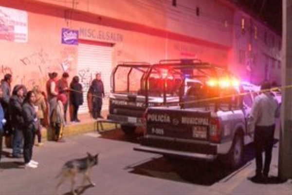 Asesinan a puñaladas a músico en San Salvador Chachapa