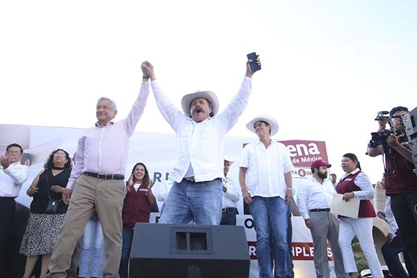 Empresas vinculadas a senador de Morena son proveedoras de CFE