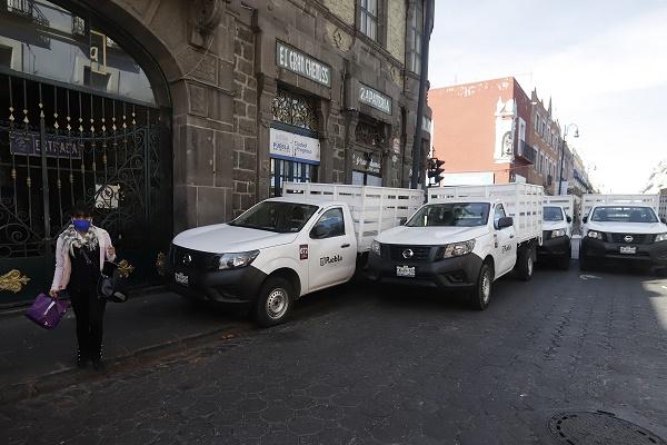 SSC y Normatividad de Puebla realizan operativo contra instalación de ambulantes