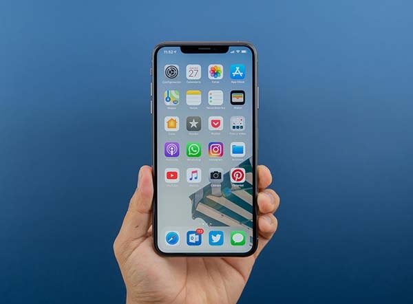 WhatsApp ya es compatible con el iPhone XR y iPhone XS Max
