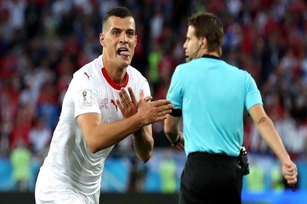 Suiza se impuso 2-1 a Serbia y aspira a octavos