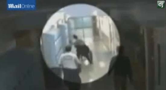 VIDEO: Agentes de seguridad golpean a estudiante en silla de ruedas