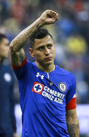 Julio César Domínguez desconoce cuándo regresará a las canchas