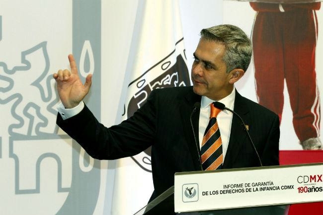 Mancera espera reducción del 2% de los recursos para la capital