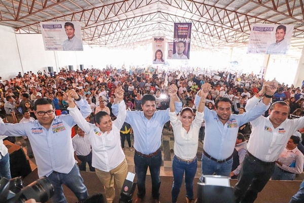 Dinorah López de Gali hace campaña con Eduardo Rivera