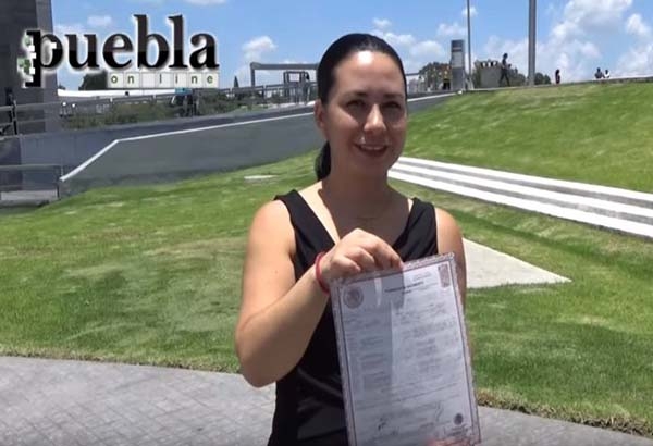 Poblana logra que su hija lleve primero su apellido en acta de nacimiento
