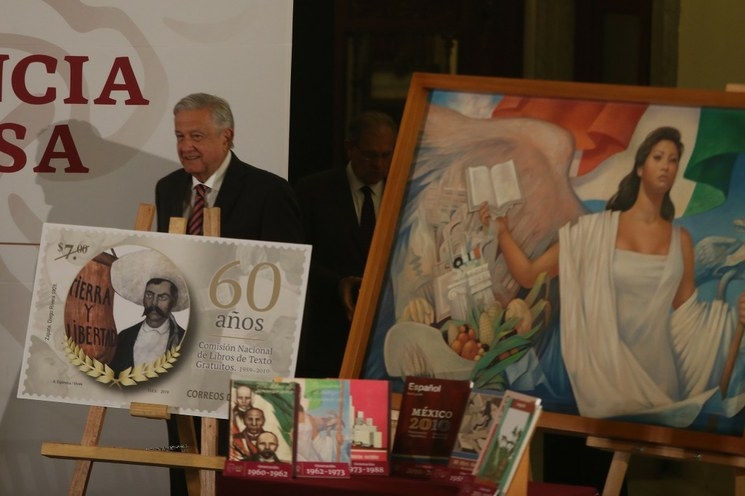 AMLO aparece en los nuevos libros de historia de primaria