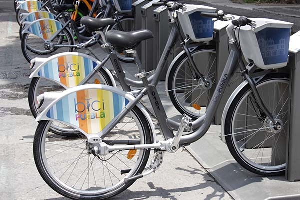 Estacionamiento masivo para bicicletas, aprueba Cabildo de Puebla