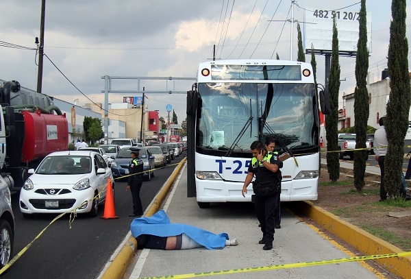 FOTOS: Muere hombre atropellado por unidad de RUTA en Plaza Loreto