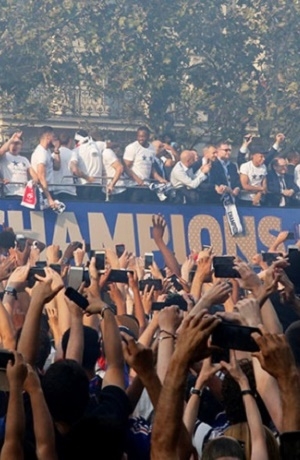 Mujeres francesas acusaron abuso sexual por festejos de la copa