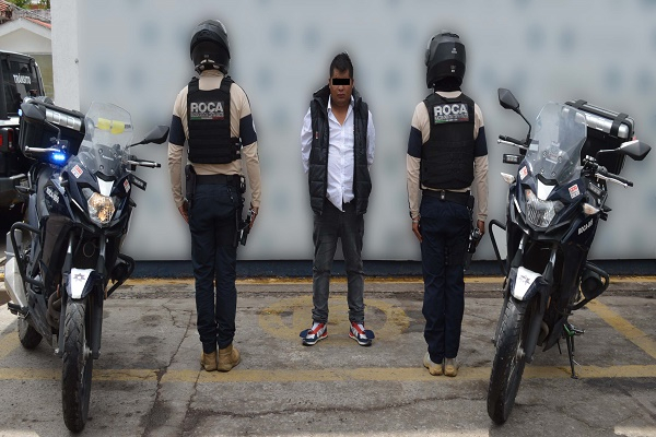 Asaltan y balean a un cuentahabiente en Puebla; ladrones son detenidos