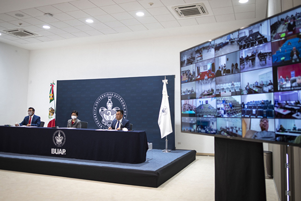 Nuevo Consejo Universitario fortalece a la BUAP: Lilia Cedillo