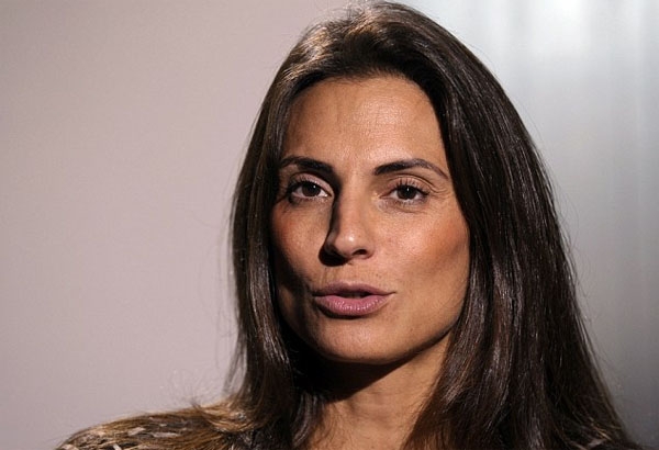 Maude Versini se reúne con sus hijos tres años después